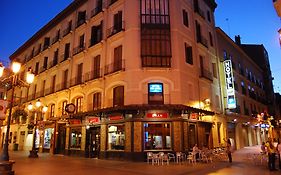 Hotel Rio Arga Zaragoza